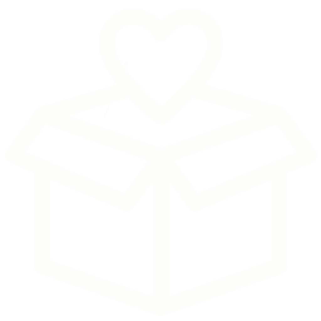 Weißes Icon einer offenen Geschenkbox mit einem Herz als Deckelkontur.